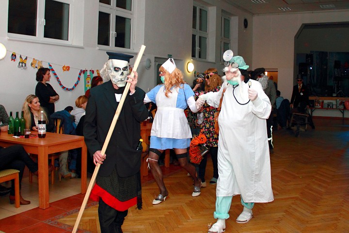 img00004.jpg