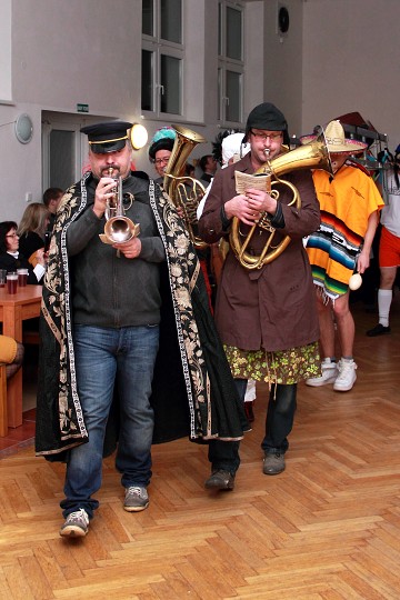 img00005.jpg