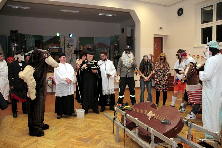 img00045.jpg