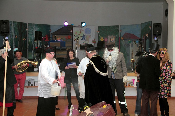 img00060.jpg