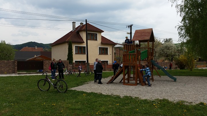 img00007.jpg