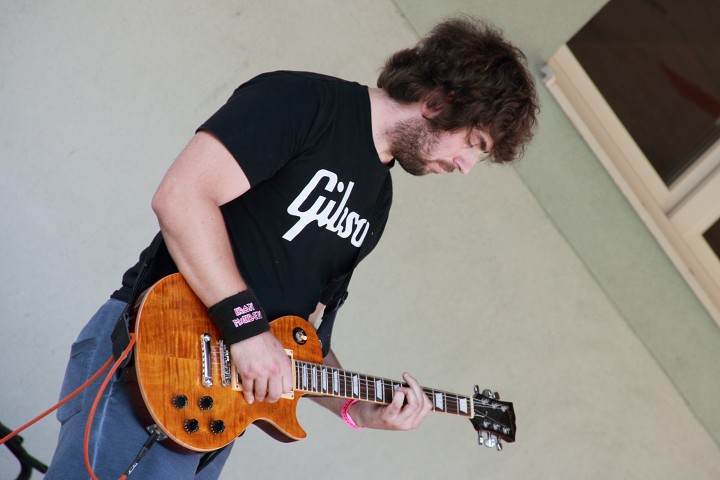 img00037.jpg