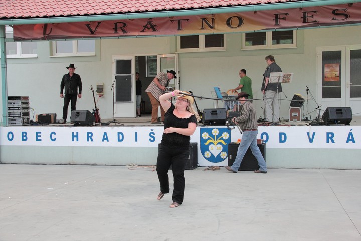 img00082.jpg