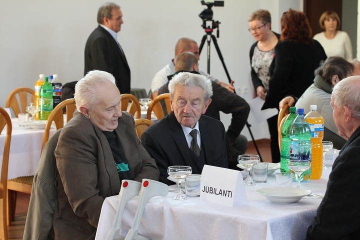 img00009.jpg