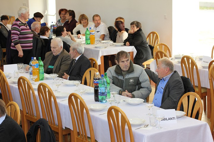 img00011.jpg