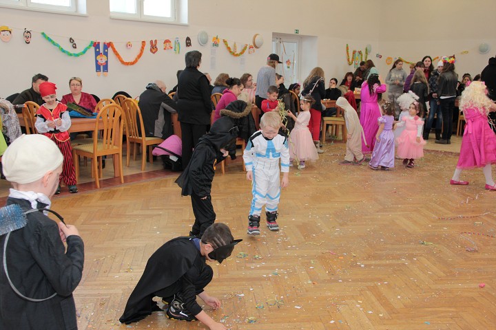 img00009.jpg