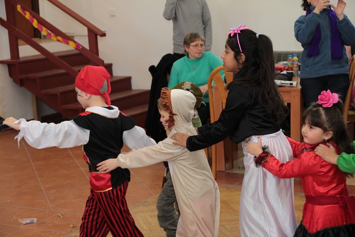 img00019.jpg