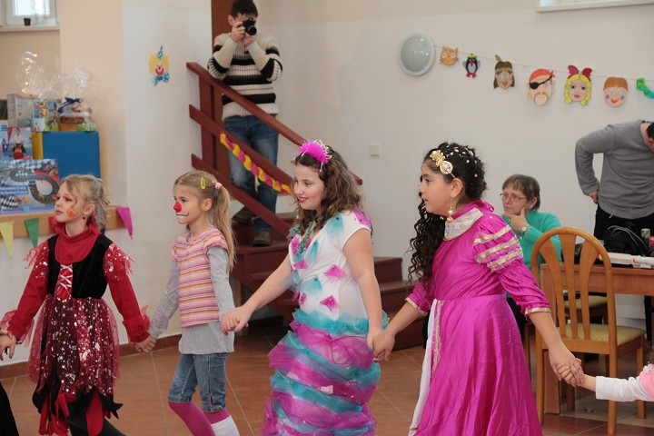 img00025.jpg