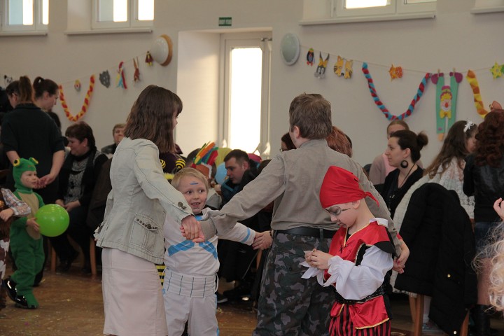 img00077.jpg