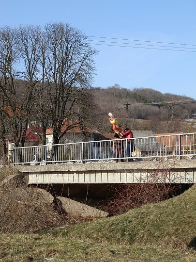 img00025.jpg