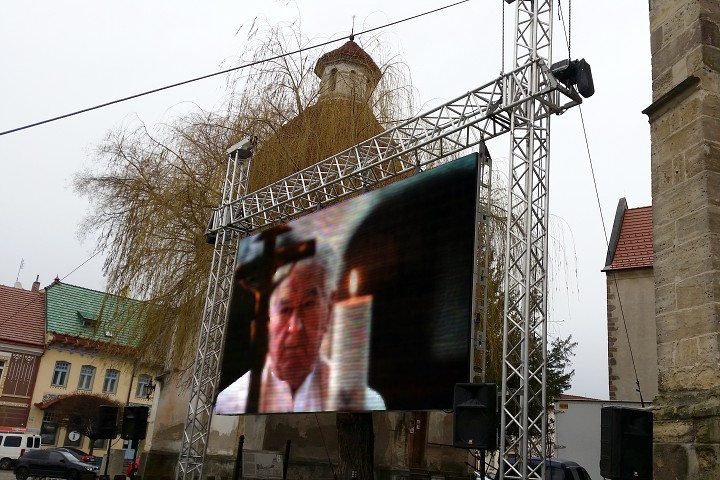 img00005.jpg