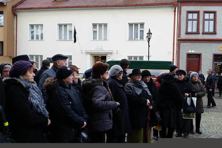 img00008.jpg