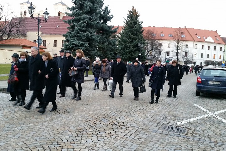 img00026.jpg