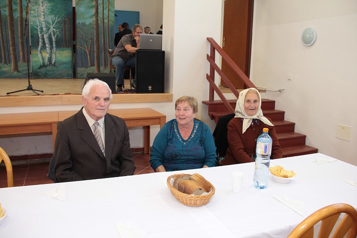 img00004.jpg