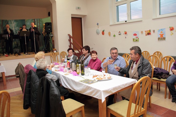 img00120.jpg